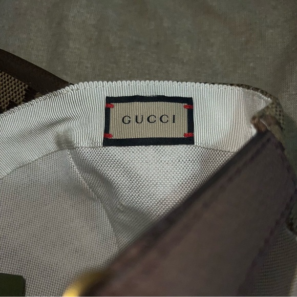 GUCCI GG GIANT LOGO CANVAS BASEBALL HAT CAP - Picture 9 of 12